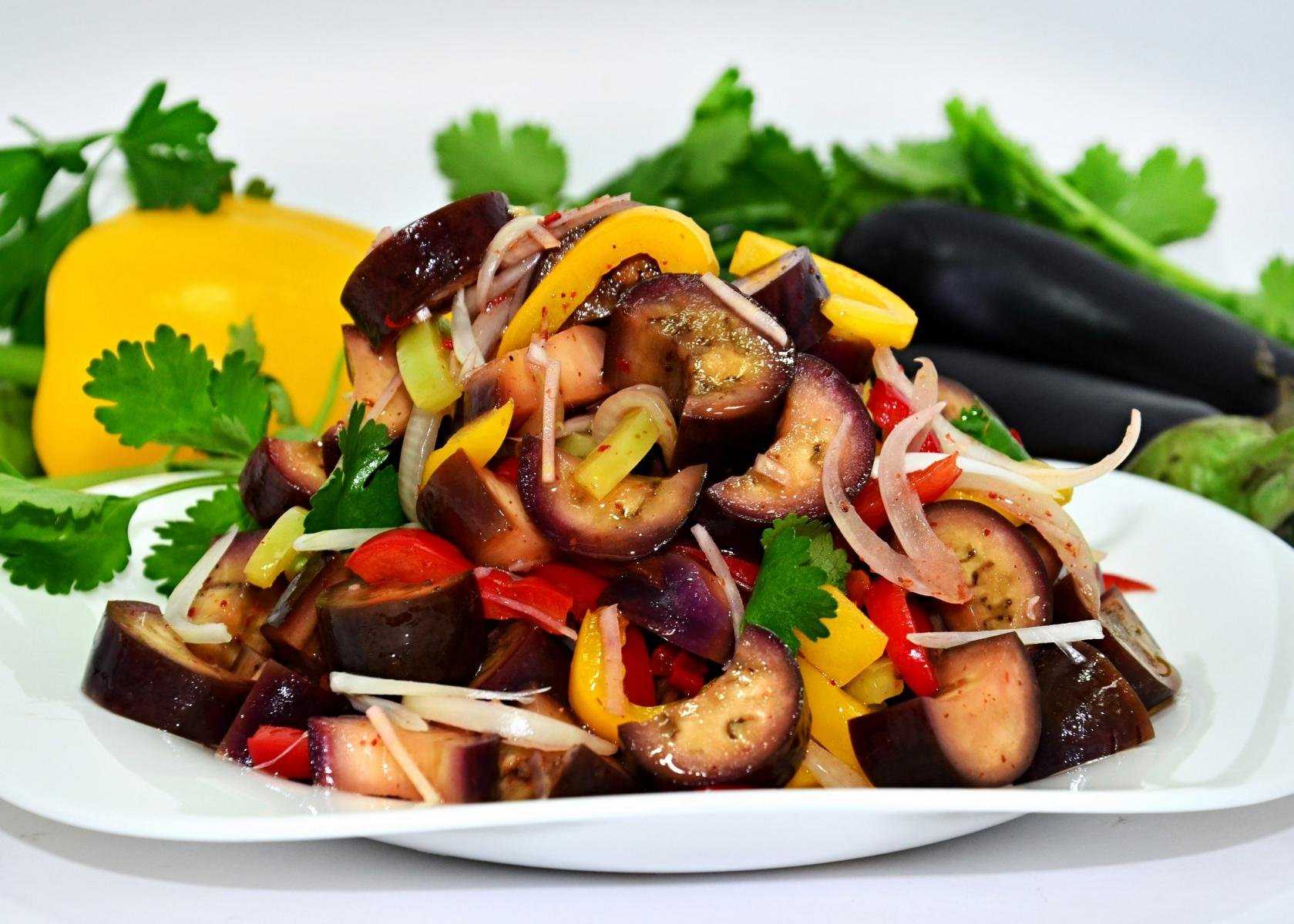 Топ-15 салатов из баклажанов — вкуснотища на каждый день
