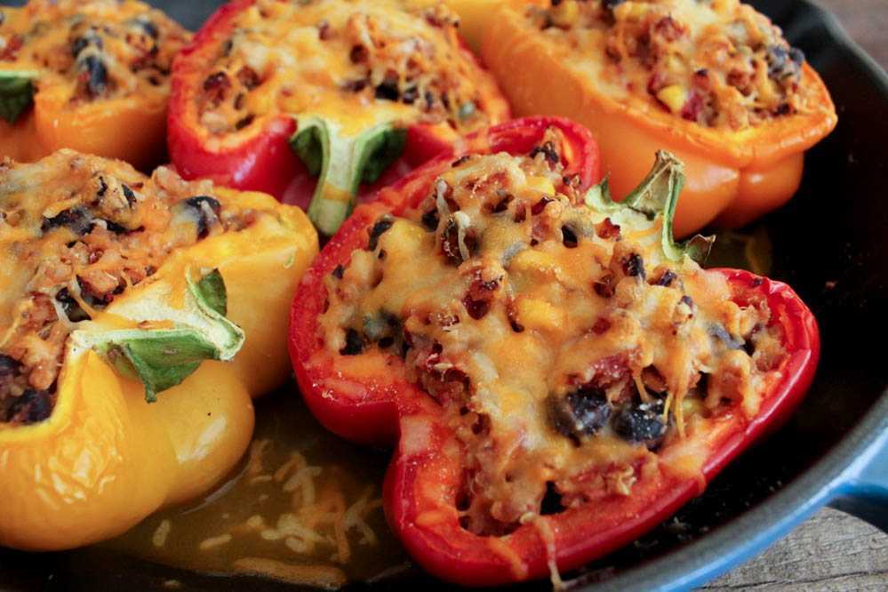 Фаршированный перец с рисом и грибами