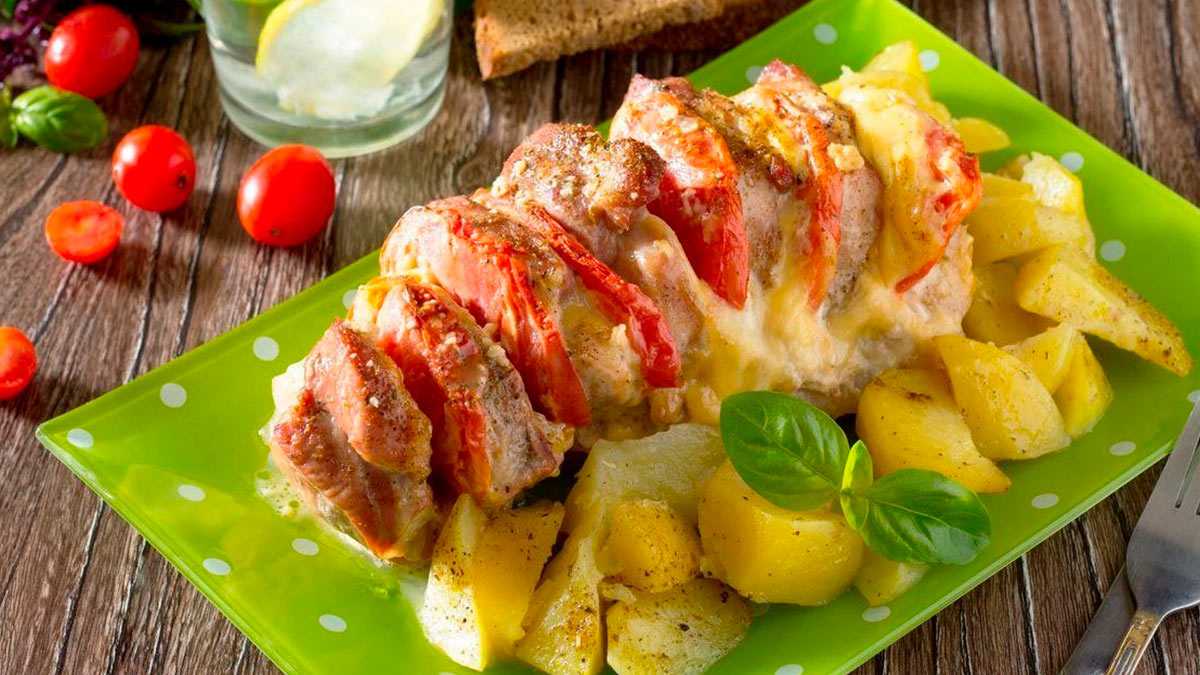 Мясо по-французски в духовке - классические рецепты из свинины с картошкой, сыром, грибами
