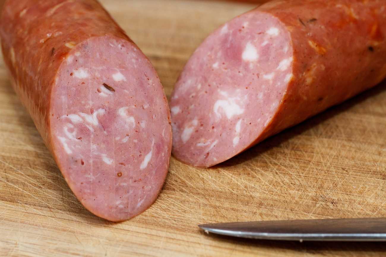 Сервелат домашний из свинины ⋆ готовим вкусно, красиво и по-домашнему!
