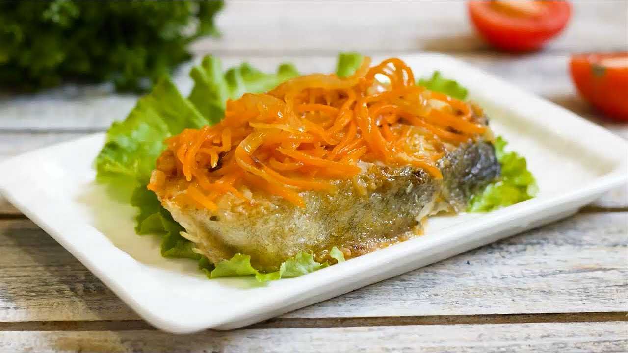 Треска тушеная с овощами - вкусное, сочное и сытное блюдо, которое можно подавать без гарнира Рецепты трески, потушенной с овощами Кулинарные советы