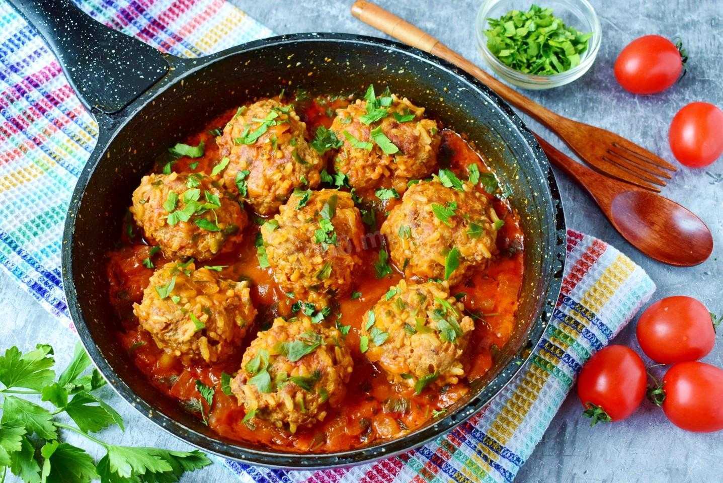 12 рецептов нежных и сочных ежиков из фарша с рисом