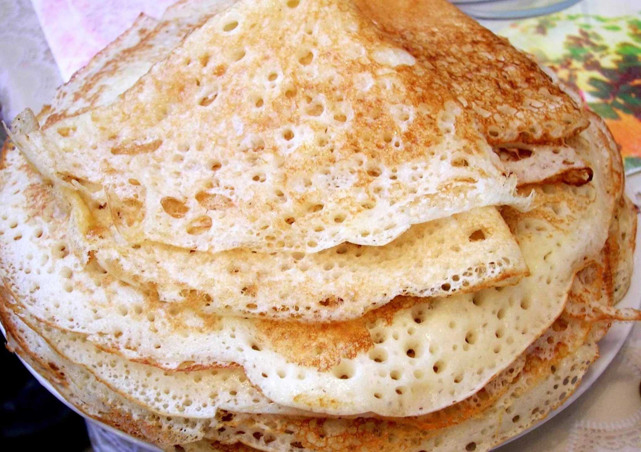 Блины на пиве тонкие с дырочками. пошаговый рецепт с фото | кушать нет