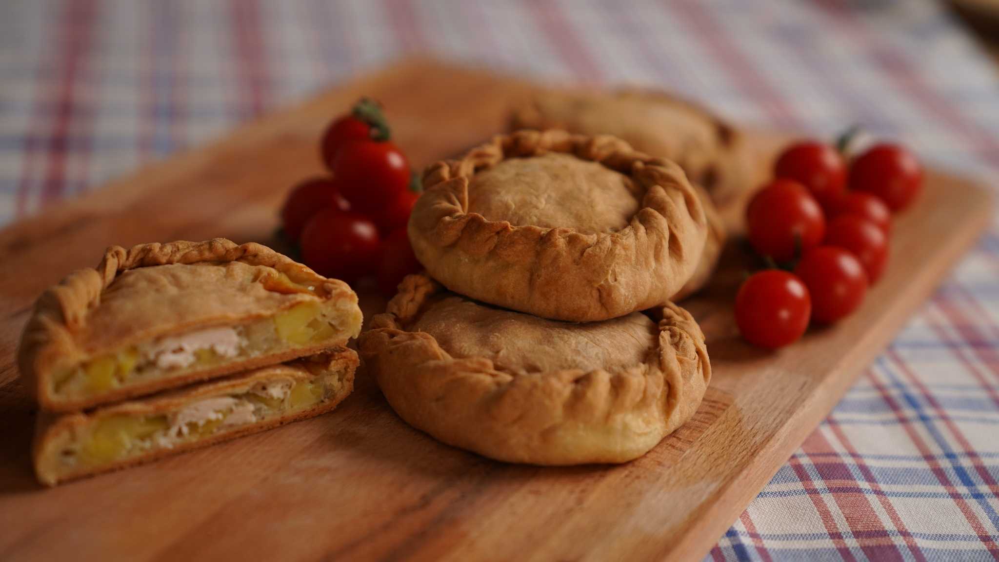 Татарские пирожки с мясом и картошкой на кефире - как приготовить пирожки на кефире в духовке, пошаговый рецепт с фото