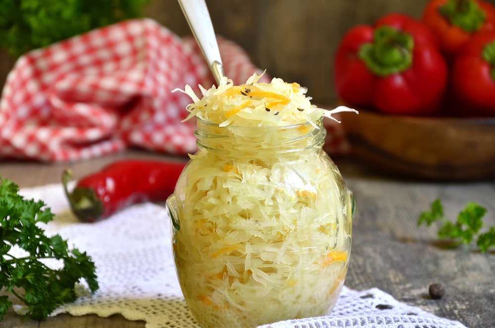 Маринованная капуста — 10 быстрых рецептов