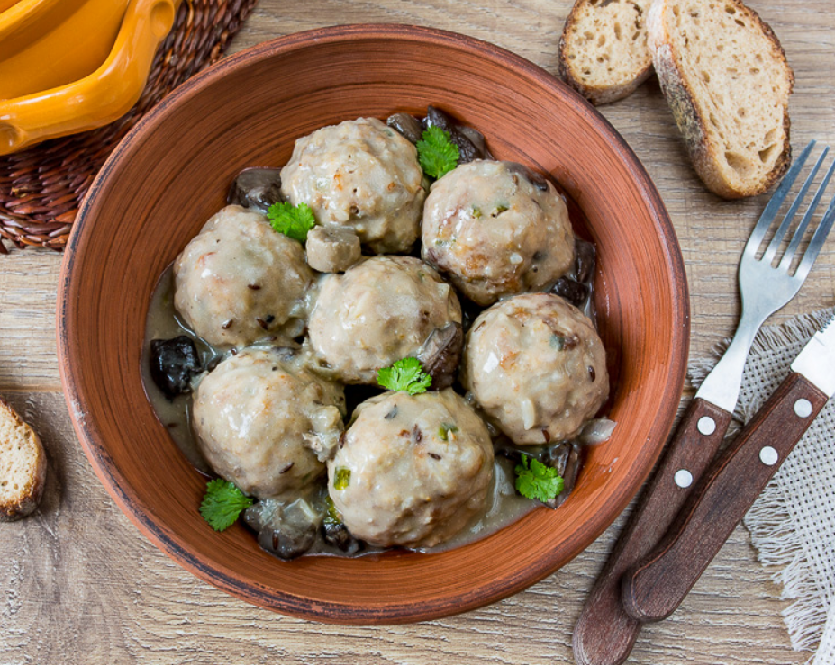 Соус из сметаны с чесноком - как готовить по пошаговым рецептам для курицы, мяса или рыбы