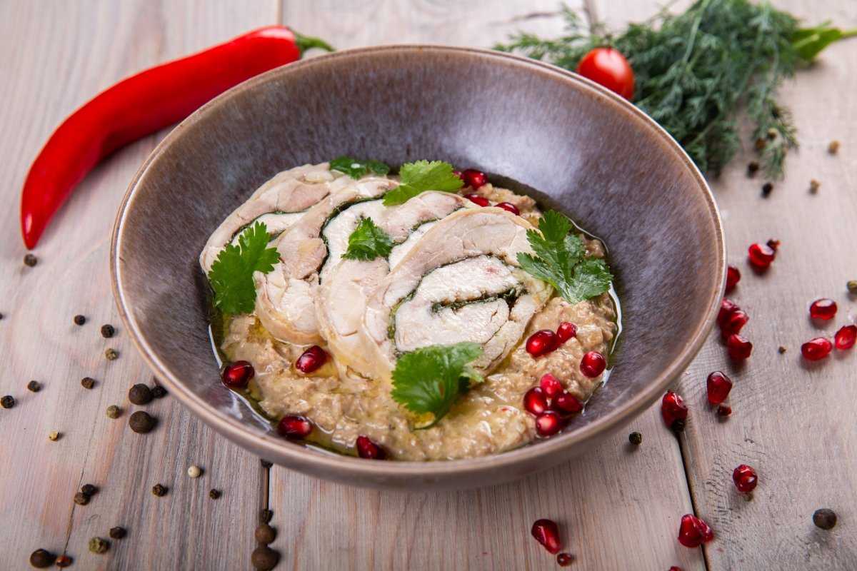 Сациви из курицы по-грузински: кто против? секреты кавказской кухни и рецепты сациви из курицы по-грузински