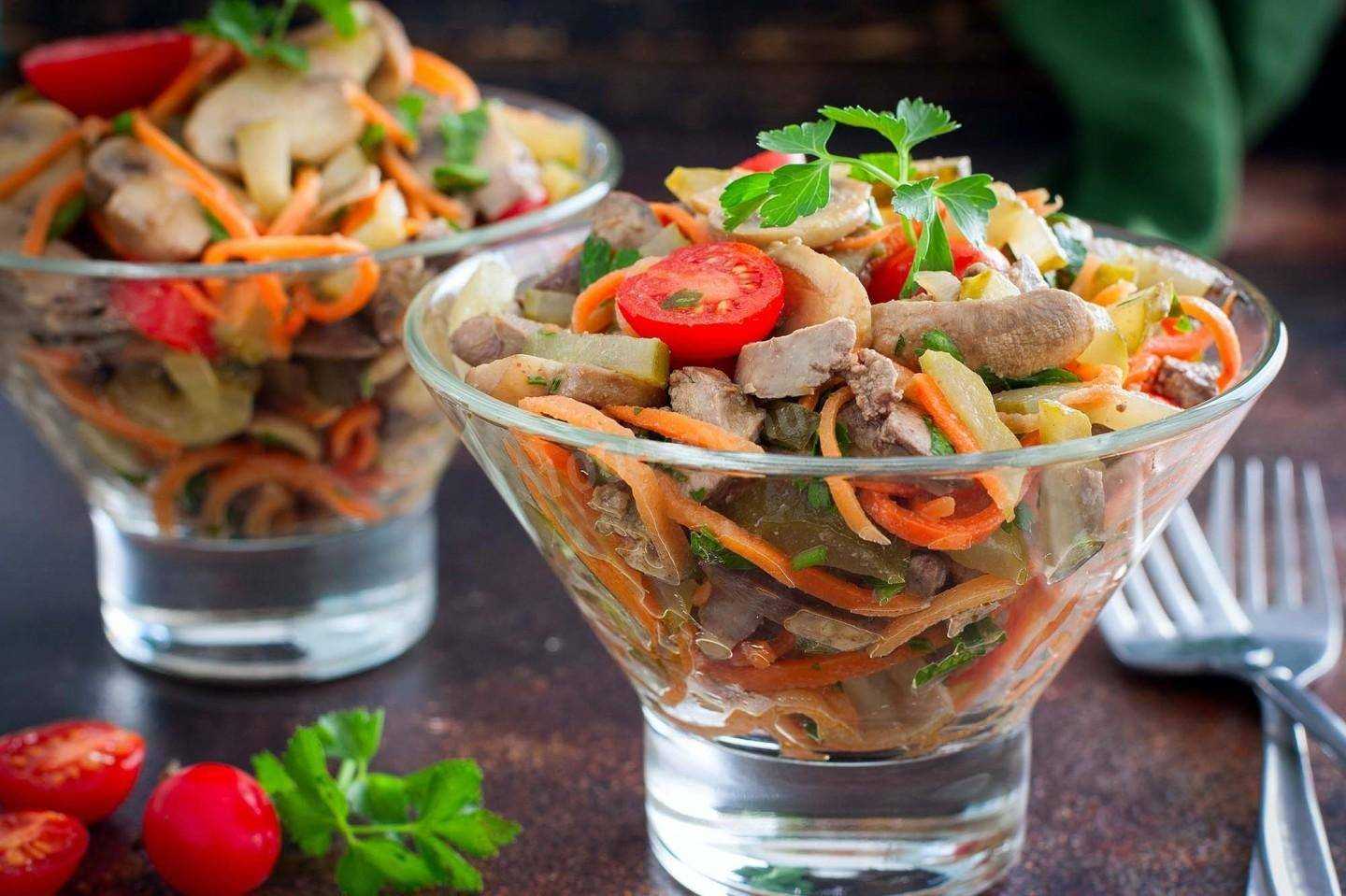 Салат с куриной печенью - 10 вкусных рецептов пошагово (с фото)
