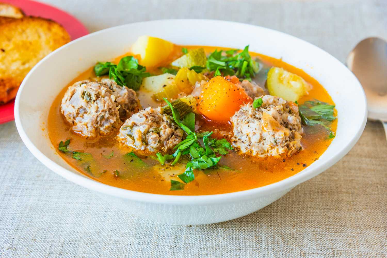 Суп с фрикадельками - 10 простых и вкусных рецептов: с вермишелью, рисом,