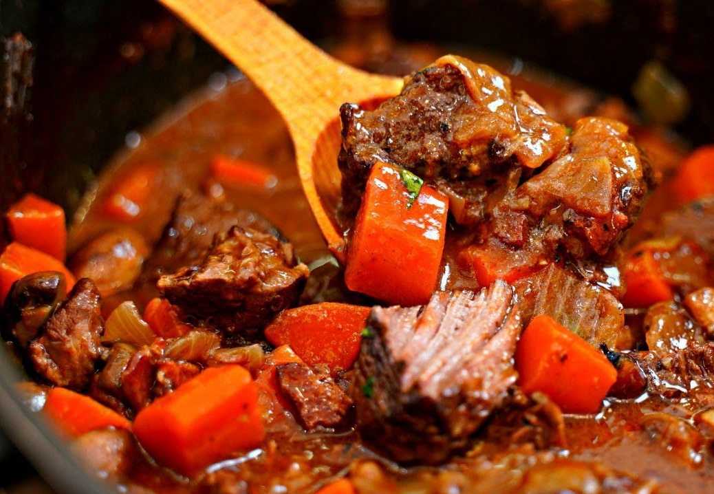Овощное рагу с картошкой, капустой и мясом - рецепты приготовления