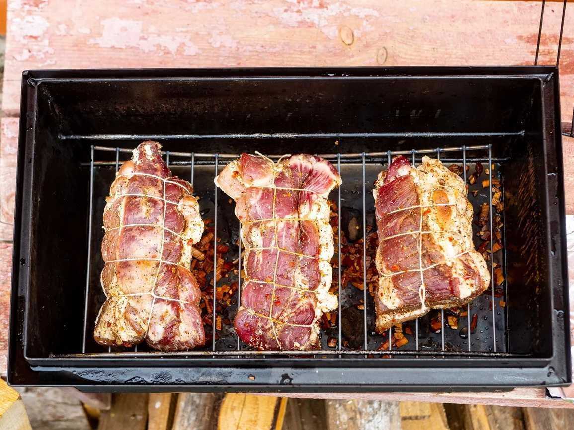 Копчение мяса и рыбы: секреты и рецепты