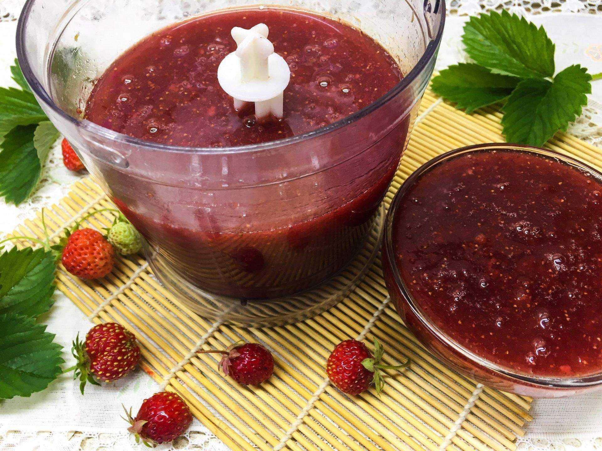 Клубничный соус к мясу и десертам: 9 рецептов, советы