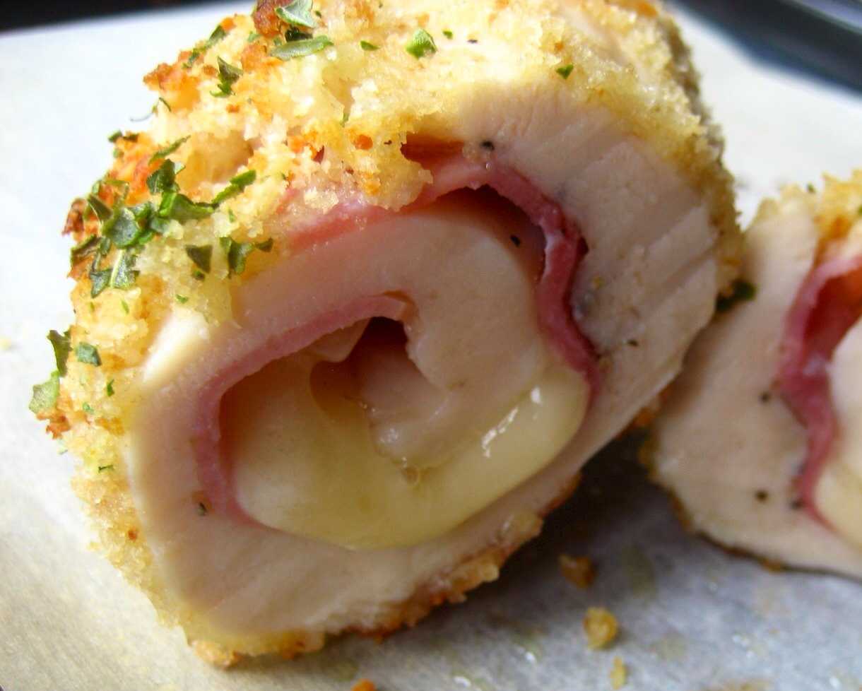 Рулетики из куриного филе с начинкой - рецепты