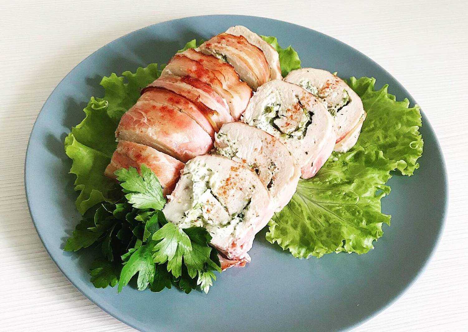 Цимес курица, овощи, сухофрукты. сладкое блюдо еврейской кухни.