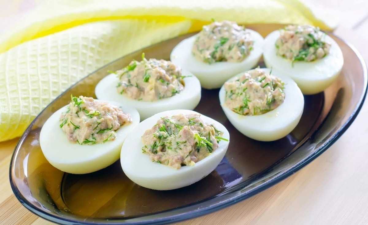 Яйца с печенью трески пошаговый рецепт