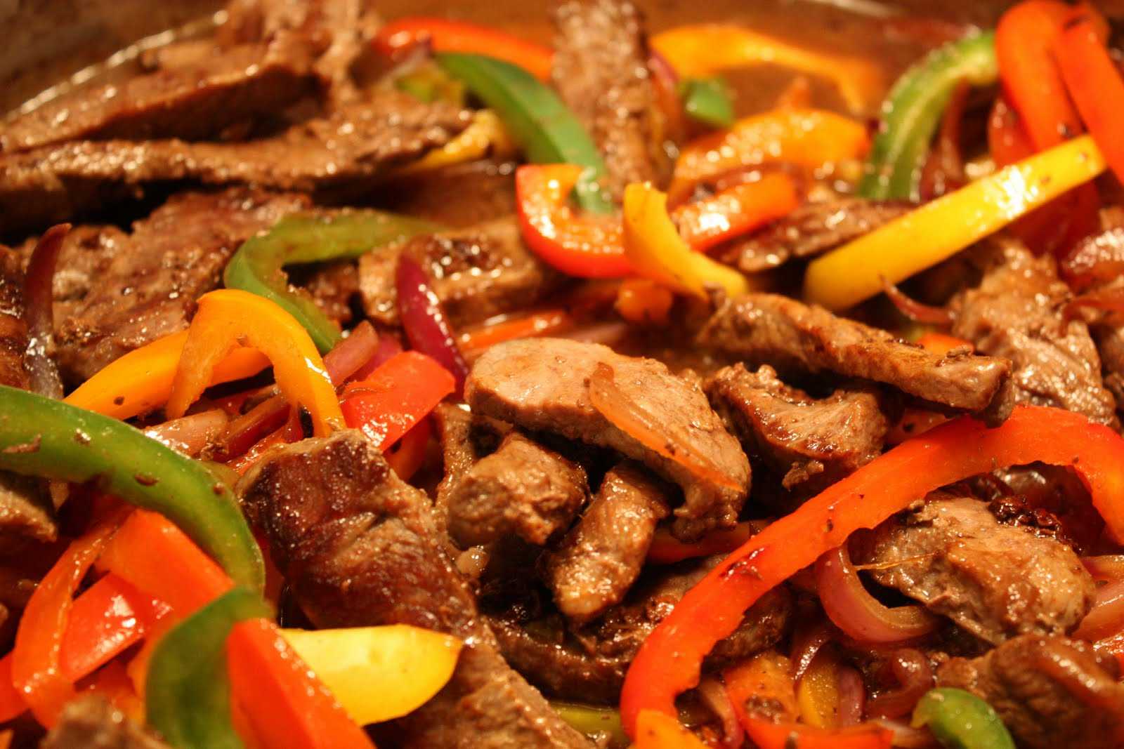 Мясо по-французски из говядины: 11 рецептов, советы