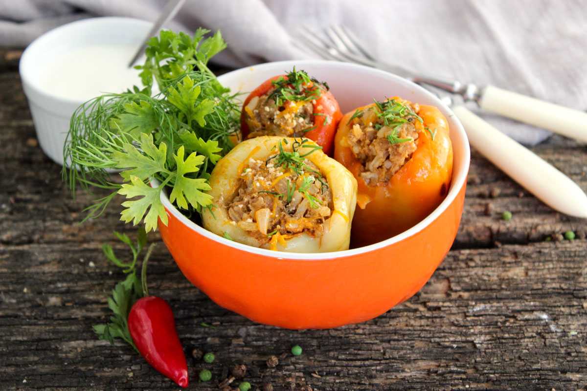 Фаршированный перец с мясом и рисом – 5 простых и вкусных пошаговых рецептов перцев с фаршем