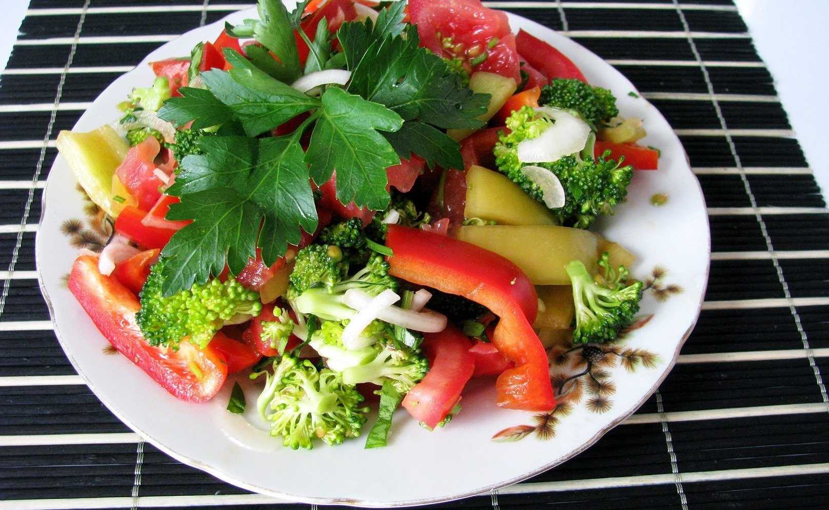 Салат из куриной печени - 9 очень вкусных рецептов
