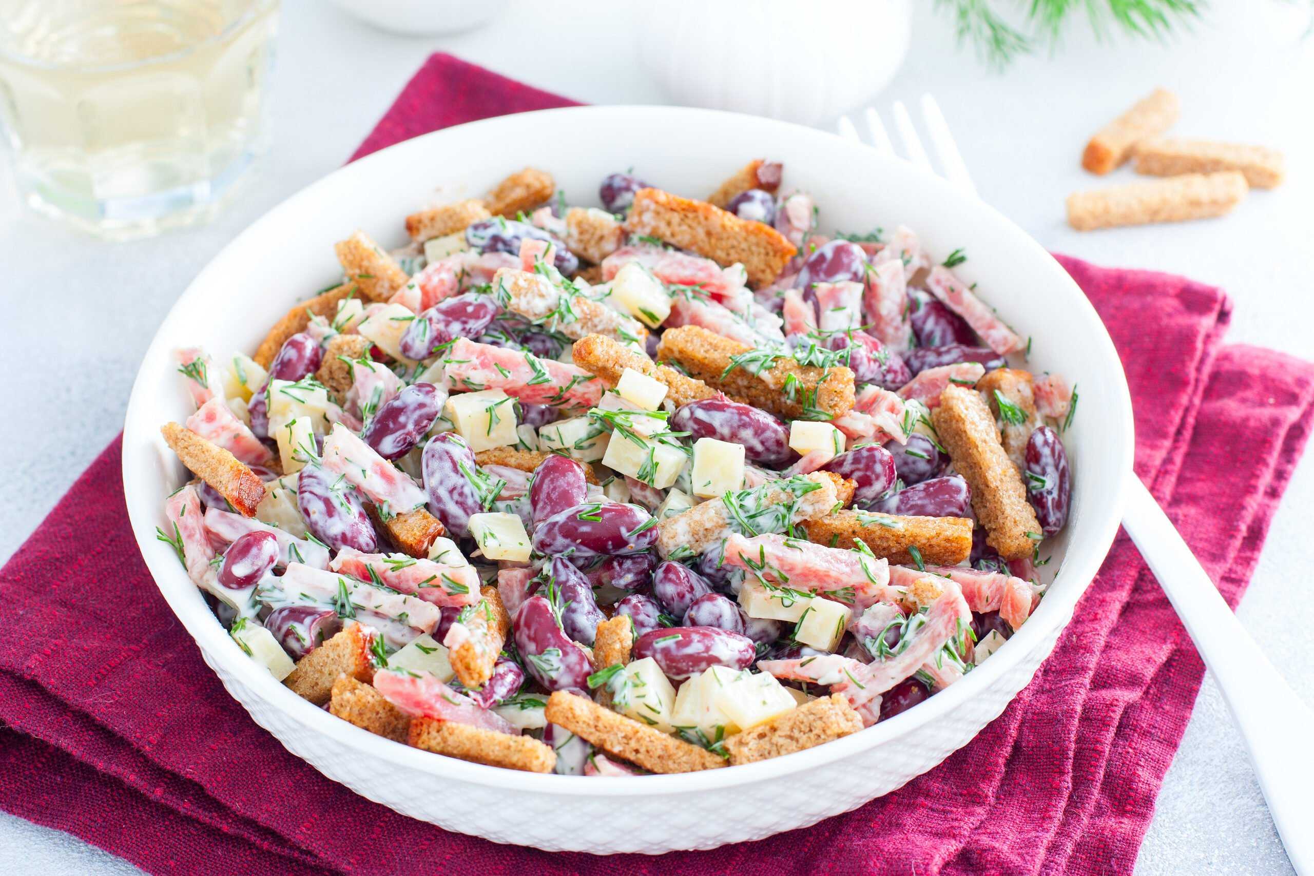 Салаты с копченой курицей – 9 простых и вкусных рецептов — тортомарафон
