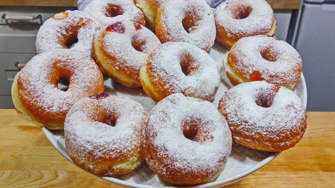Пончики. рецепт без дрожжей на молоке, кефире, воде, сметане с творогом, без яиц