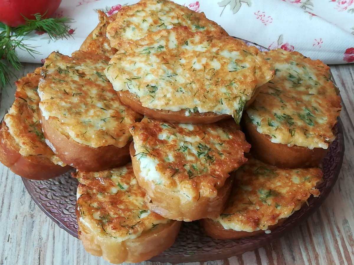 Гренки на завтрак "сырное удовольствие".