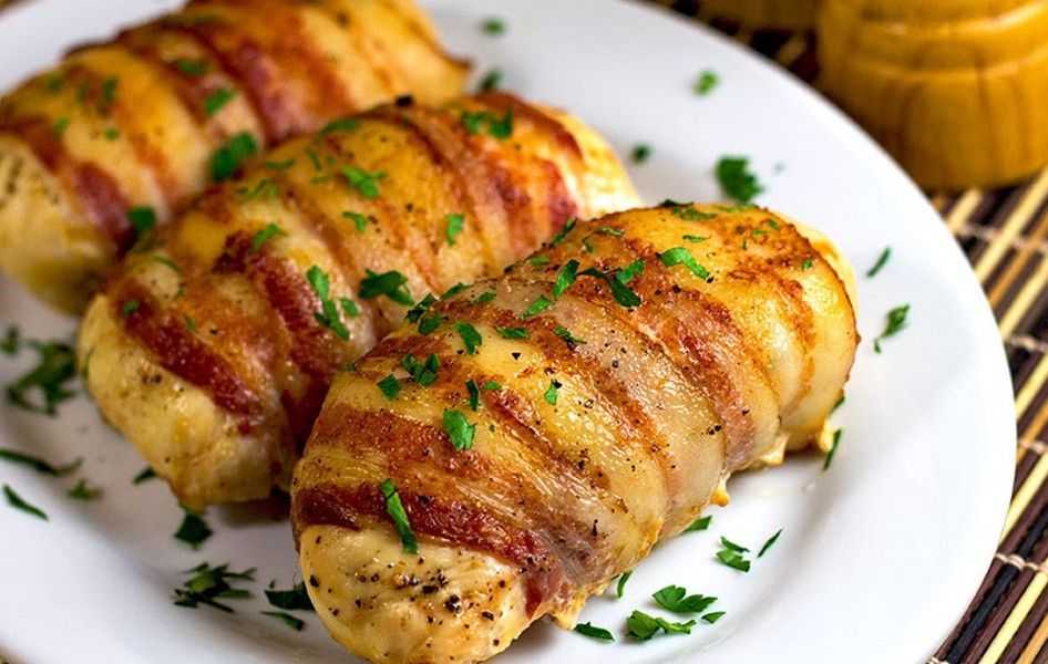 Куриные рулетики с начинкой – 10 вкусных рецептов приготовления в духовке и на сковороде