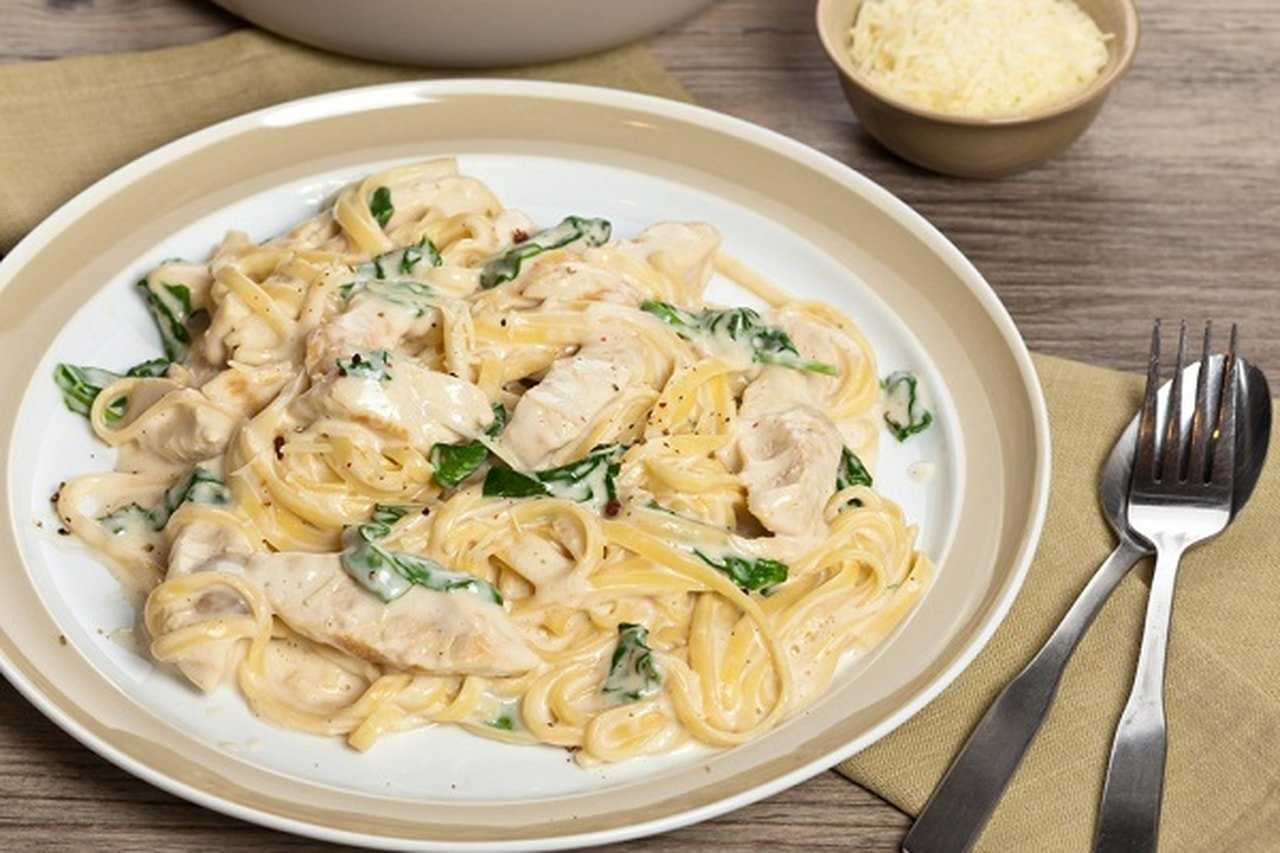 Паста с курицей в сливочном соусе рецепт с пошаговым фото, видео