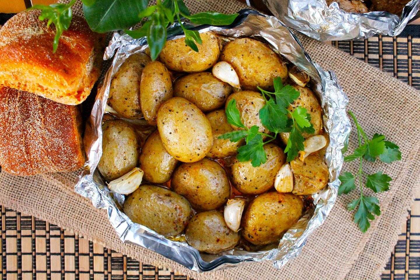 Сколько готовить картофель в тандыре