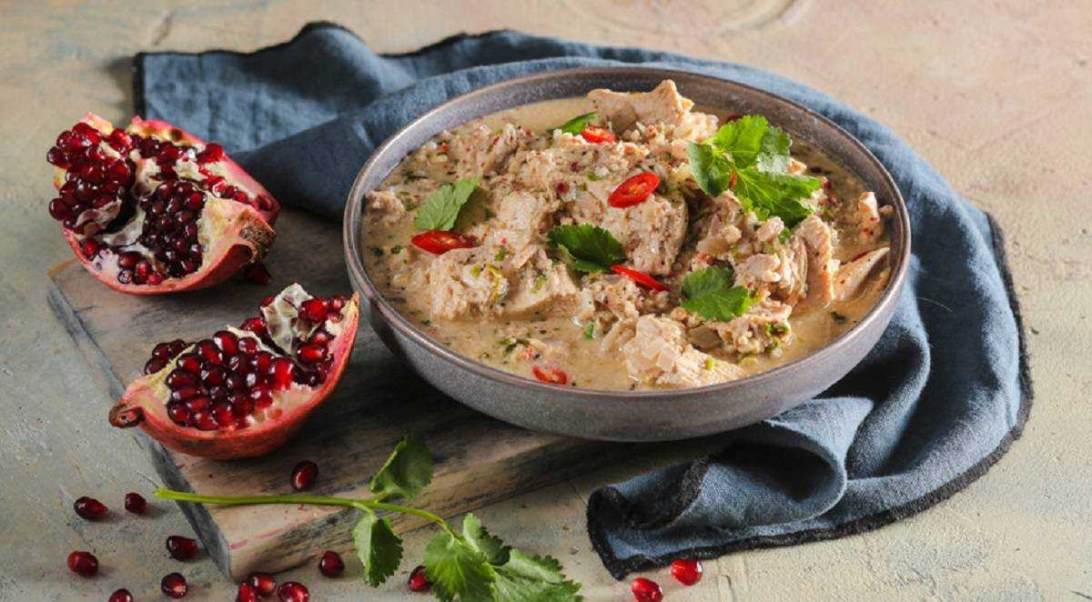 Cациви из курицы по-грузински - 10 быстрых и вкусных рецептов (пошагово)