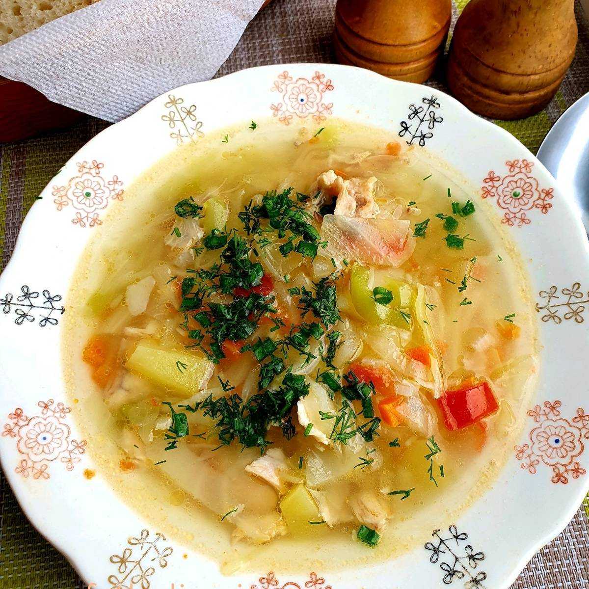 Куриные ножки в мешочке из слоеного теста в духовке - 5 вкусных рецептов