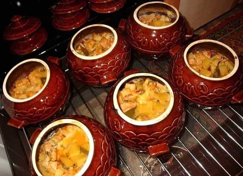 Жаркое по-домашнему из свинины с картошкой – 7 рецептов приготовления