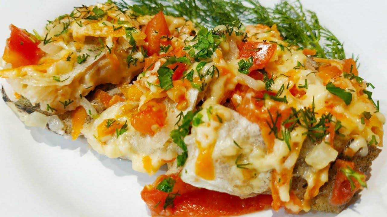 Минтай в духовке - 6 самых вкусных рецептов