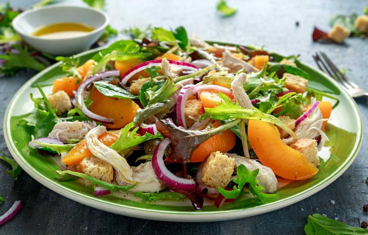 10 простых и вкусных салатов без майонеза на праздничный стол