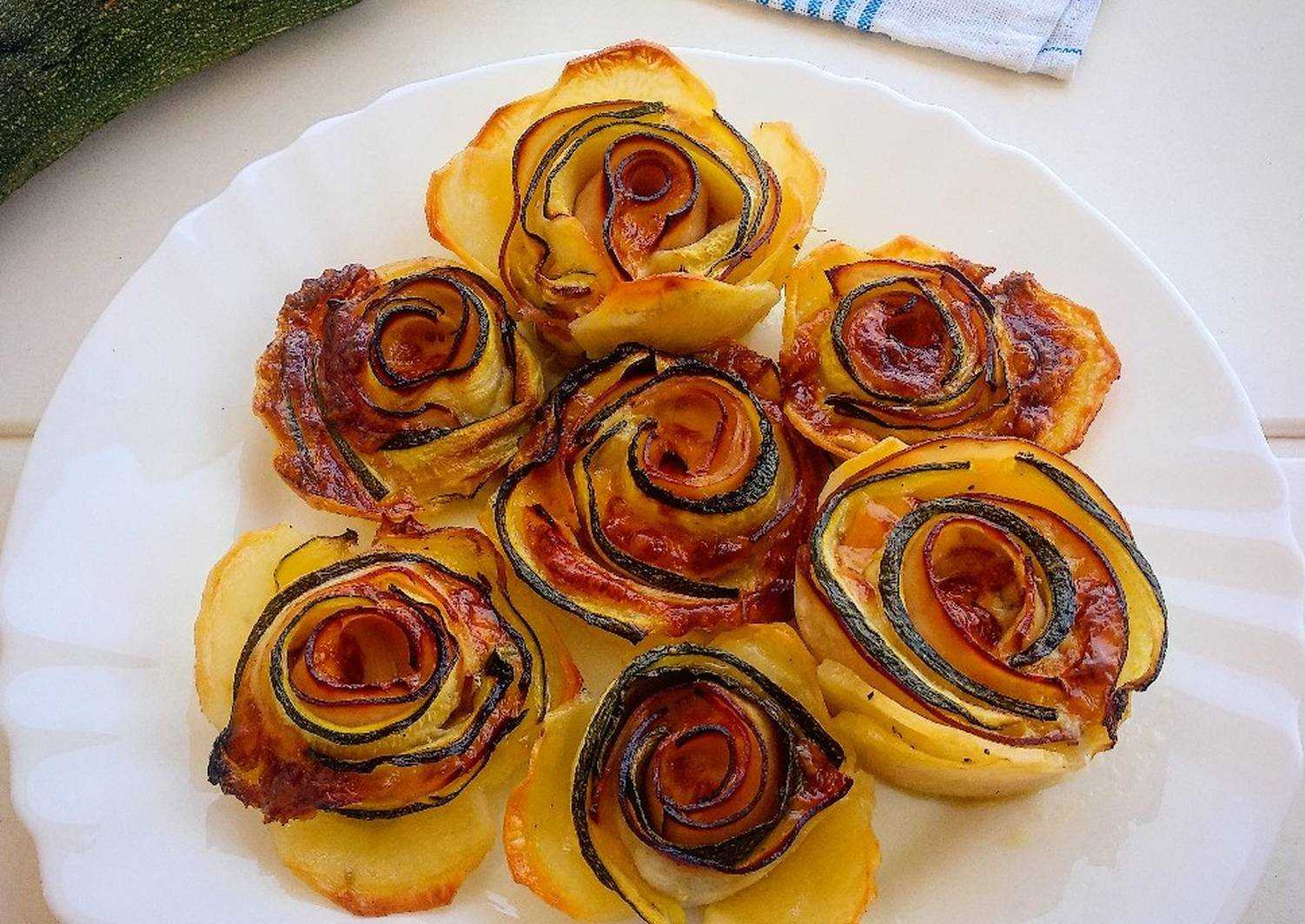 5 самых вкусных закусок из слоеного теста | шедевры кулинарии