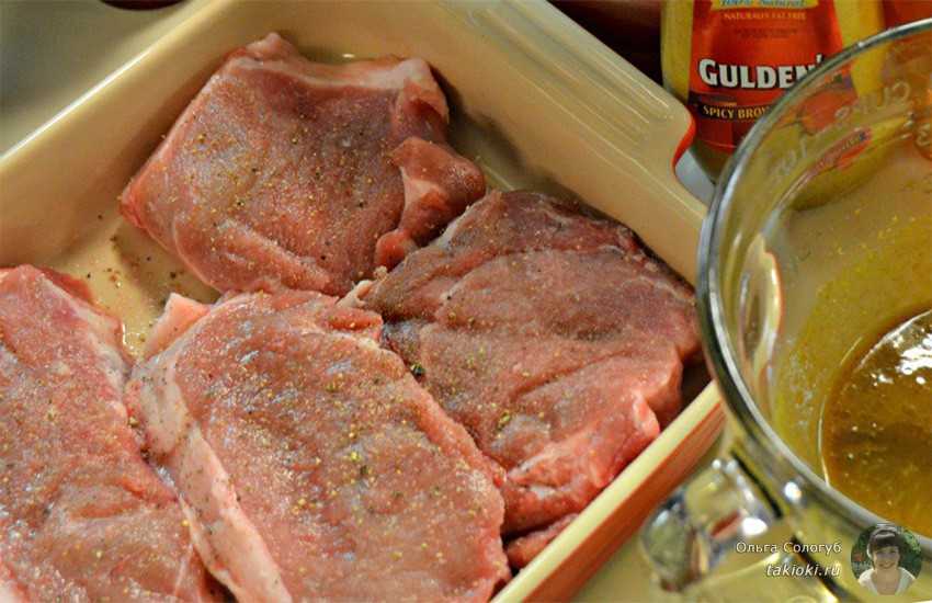 Как вкусно замариновать мясо для запекания в духовке свинину