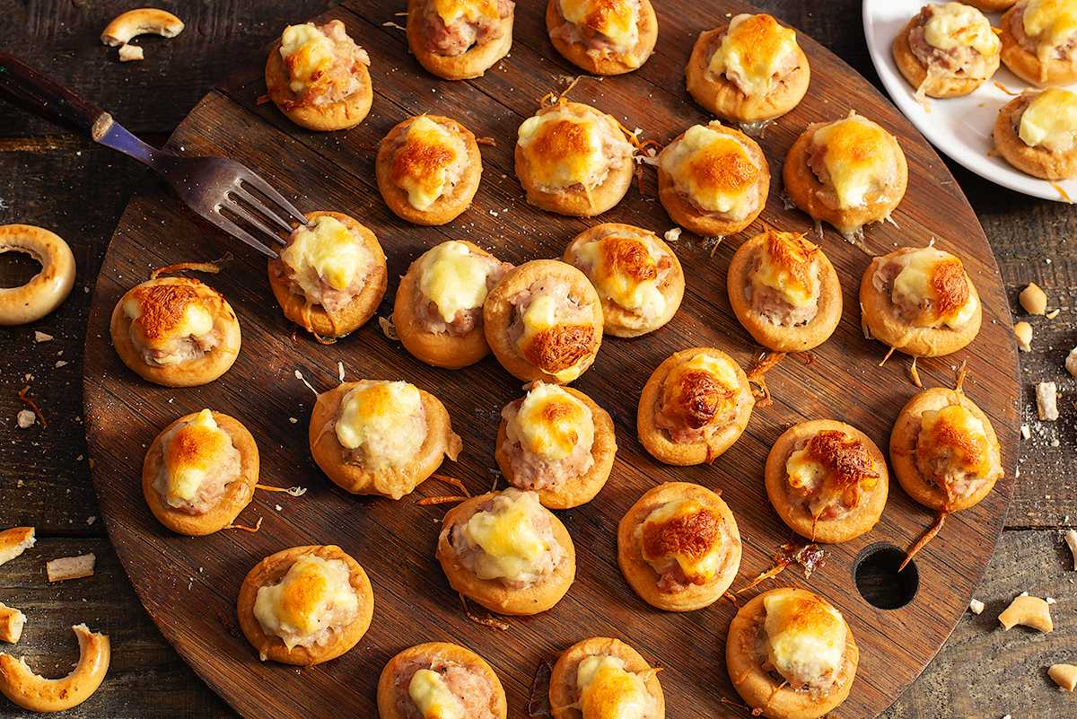 Сушки с мясом в духовке: лучшие рецепты и советы