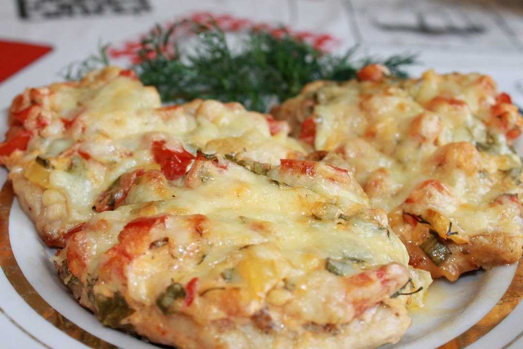 Куриное филе под шубой в духовке - 13 пошаговых фото в рецепте