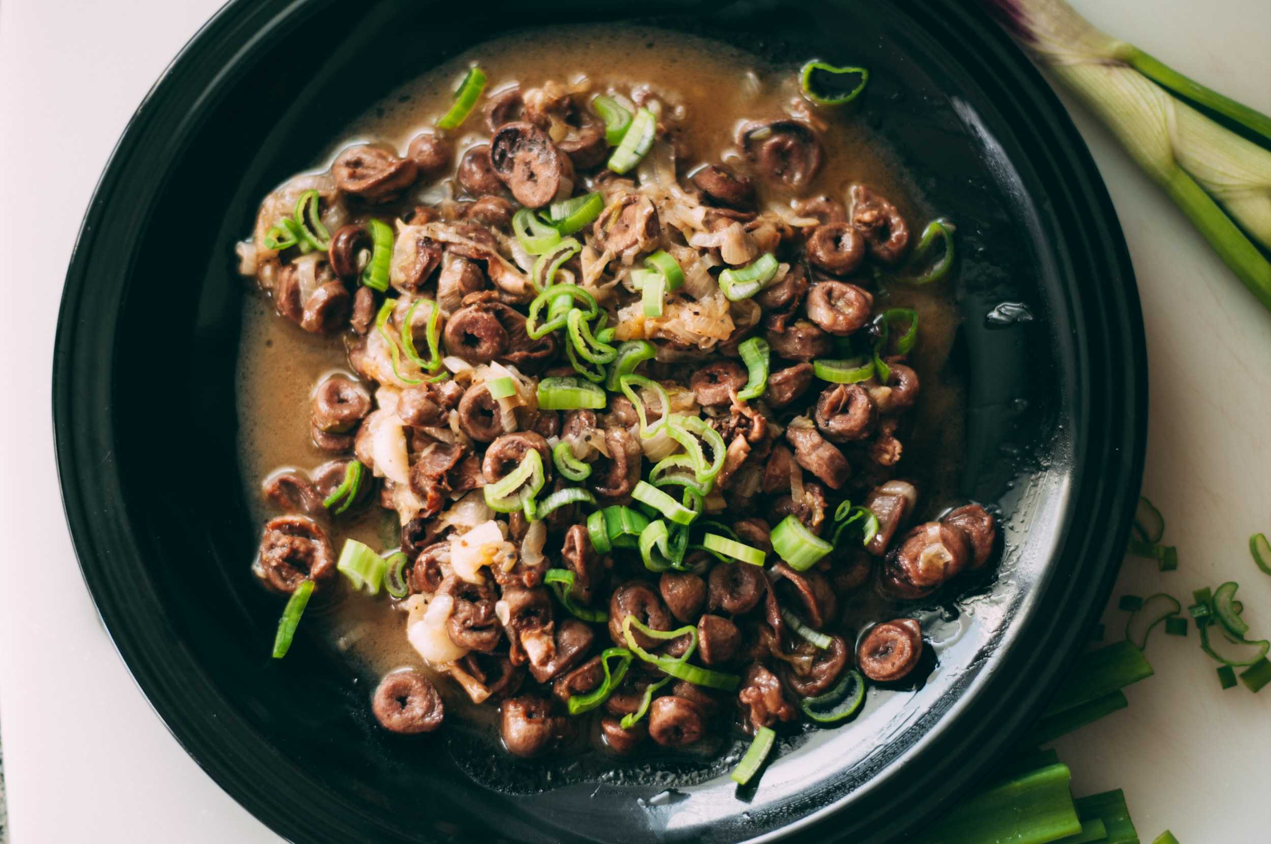 Подборка вкусных рецептов тушеных сердечек Варианты с луком, морковью, сметаной и картошкой Мягкие, сочные, отличный вариант обеда и ужина