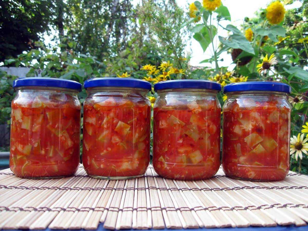 Салат с рисом и кабачками на зиму