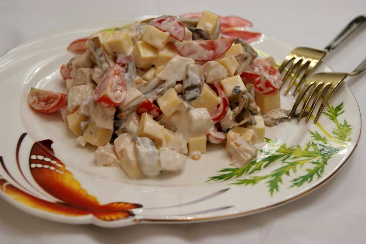 Салаты с копченой курицей: простые и очень вкусные рецепты