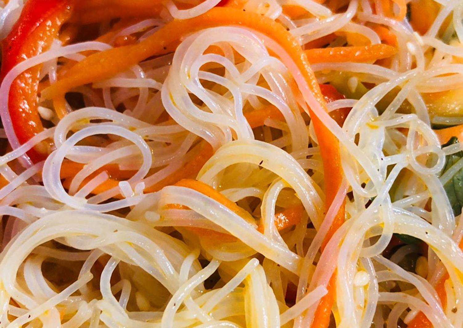 Фунчоза по-корейски. рецепт салата с фунчозой и овощами