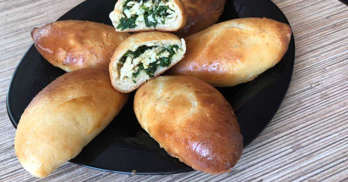 Пирожки с черемшой и яйцом