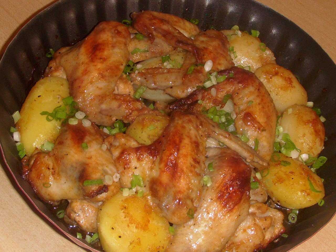 Курица с картошкой в духовке — лучшие рецепты сочной и нежной курочки