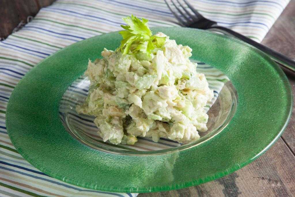 Пп рецепты диетических салатов с куриной грудкой на праздник и на каждый день