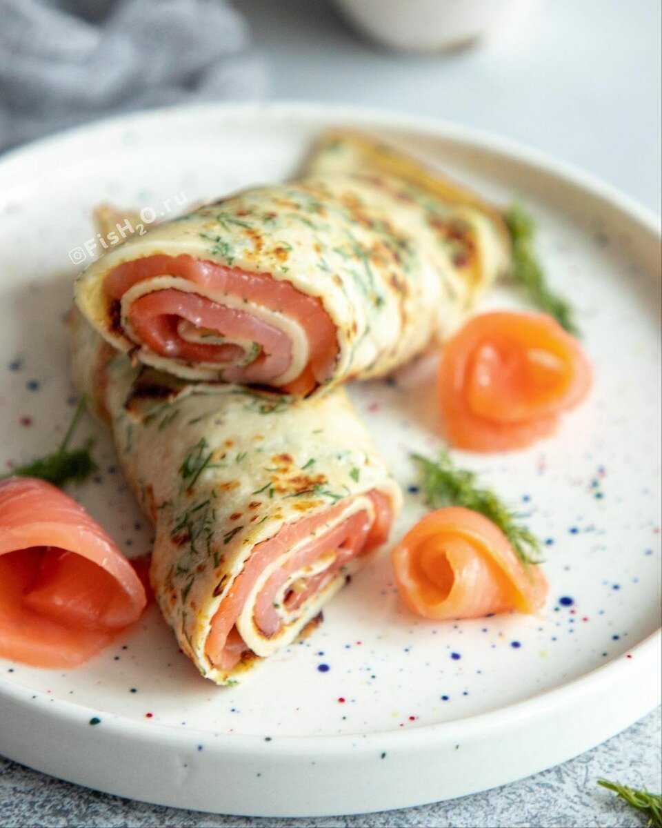 Рецепт роллов из блинов с семгой и сливочным сыром | меню недели