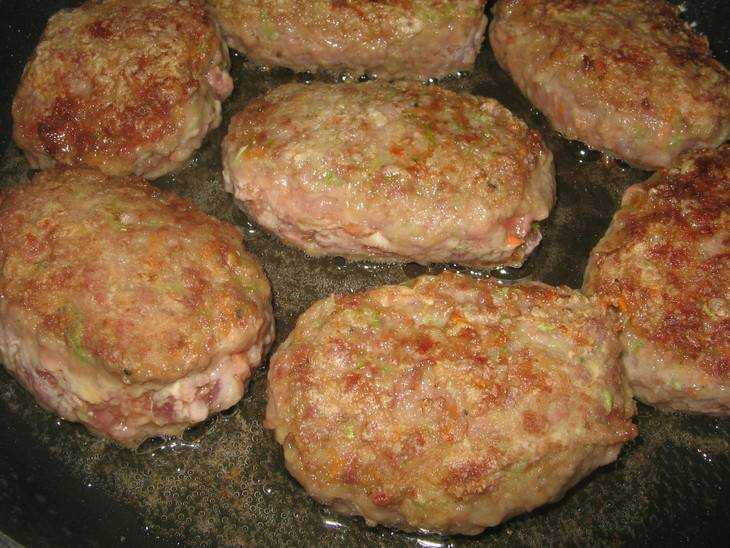 Котлеты с сыром внутри рецепт для сковороды с фото