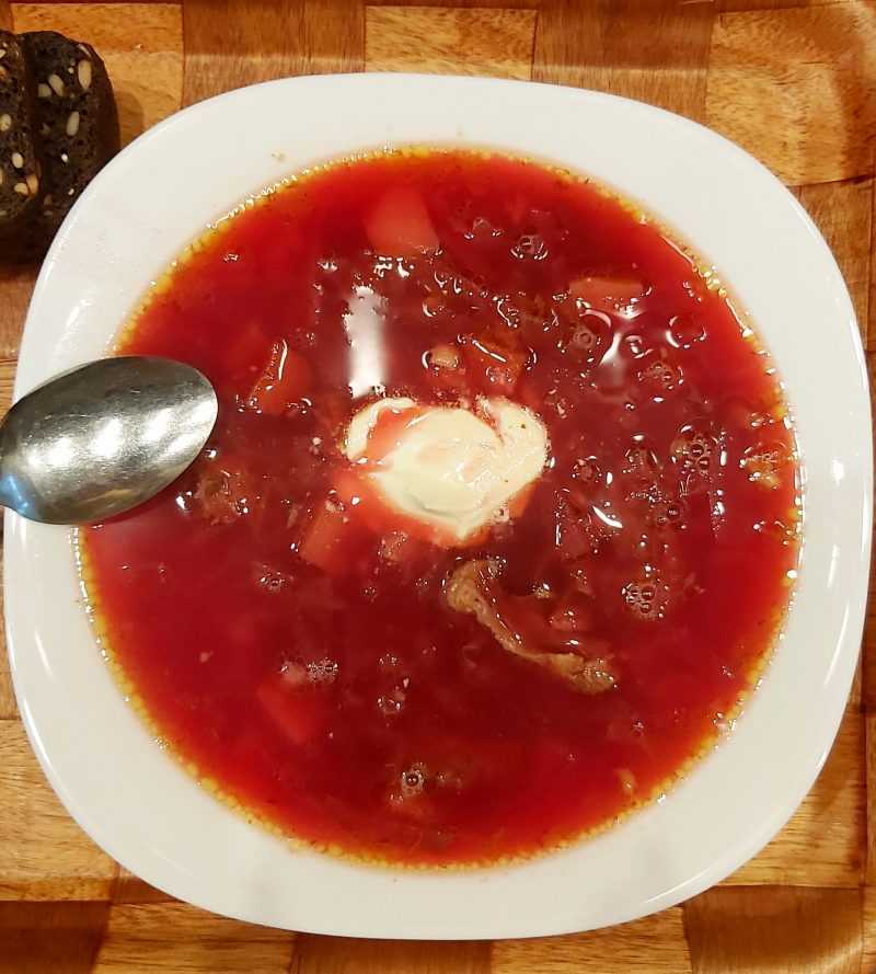 Горячий свекольник — классический рецепт вкусного и сытного первого блюда | omj