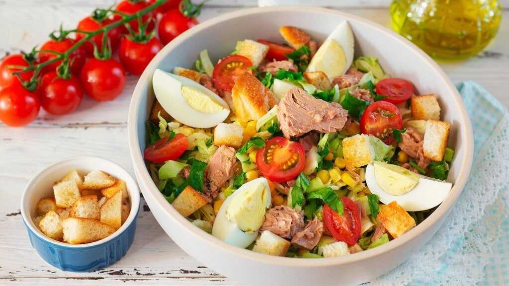 Салаты из консервированной кукурузы, 216 рецептов, фото-рецепты
