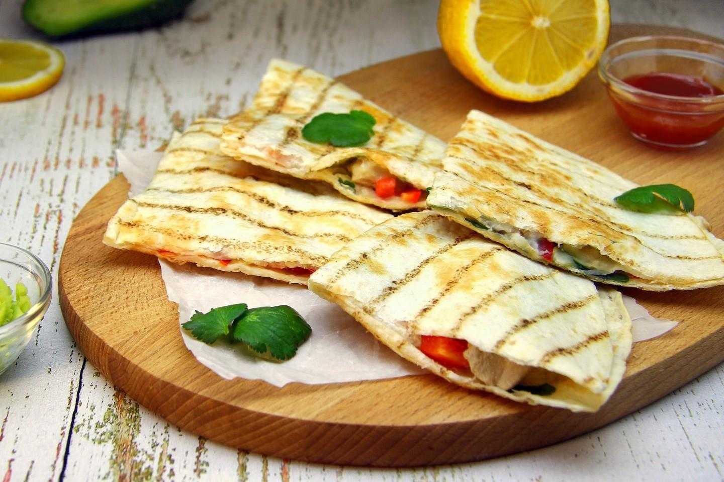 Самые вкусные кесадильи - подборка рецептов!