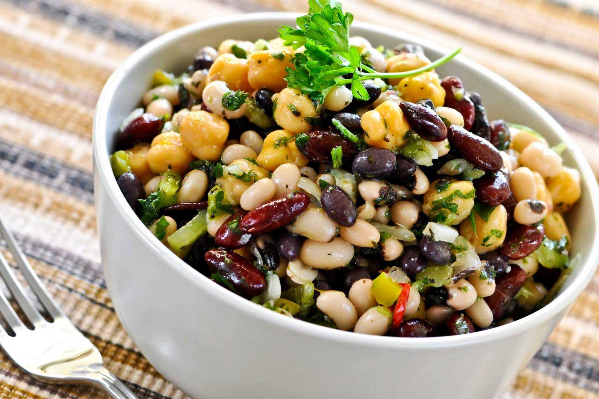 Блюда из фасоли - сытные и вкусные. 22 несложных рецепта